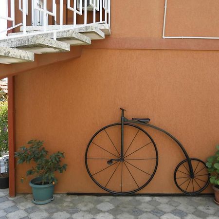 Casa De Khasia Zugdidi Luaran gambar